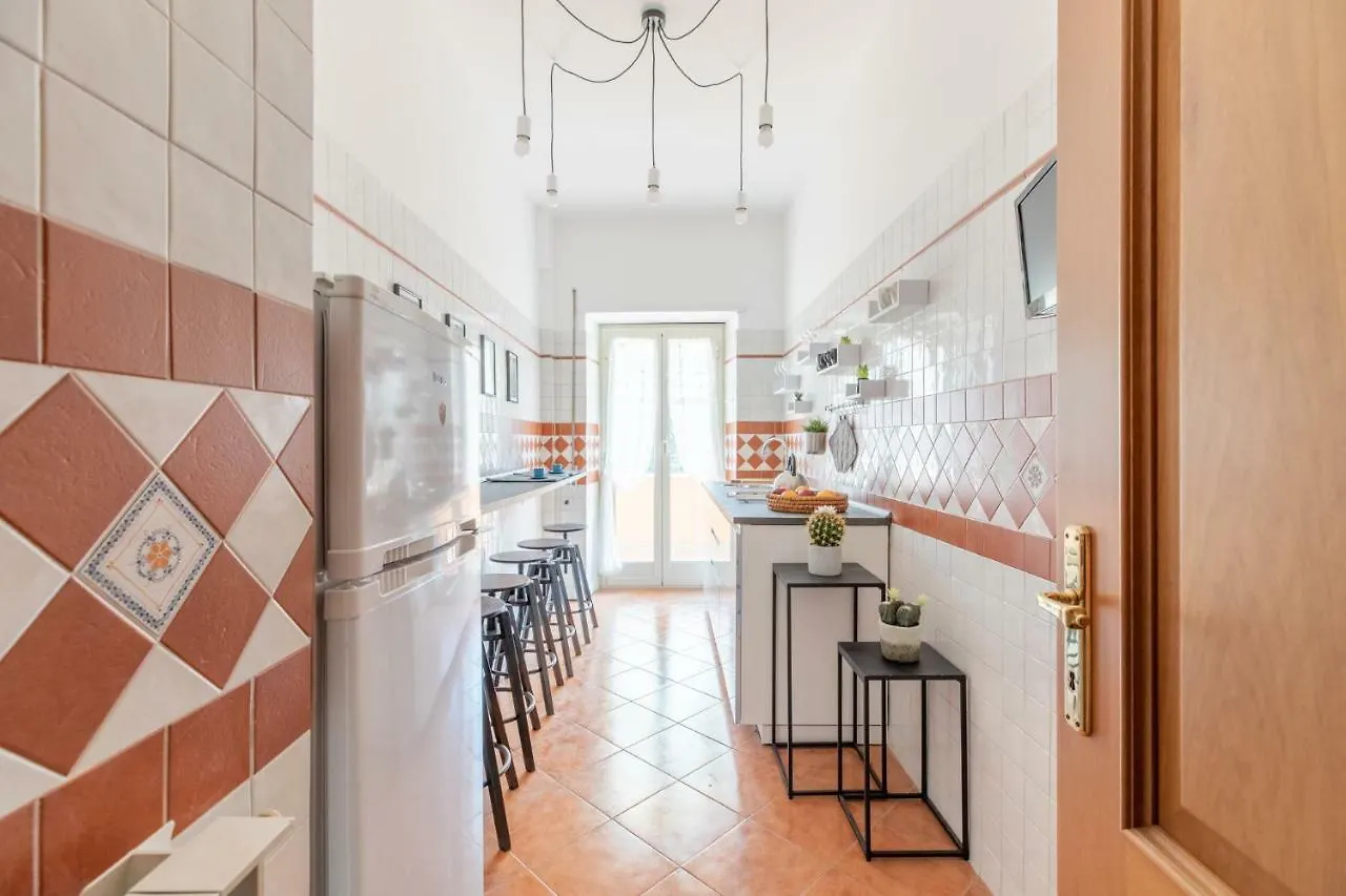 Vatican Cozy Apartment With Terrace Rome